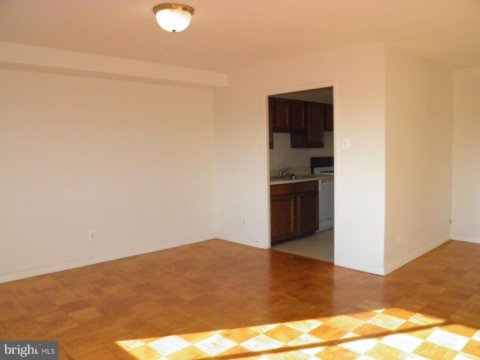 WOODSIDE - Residential Lease