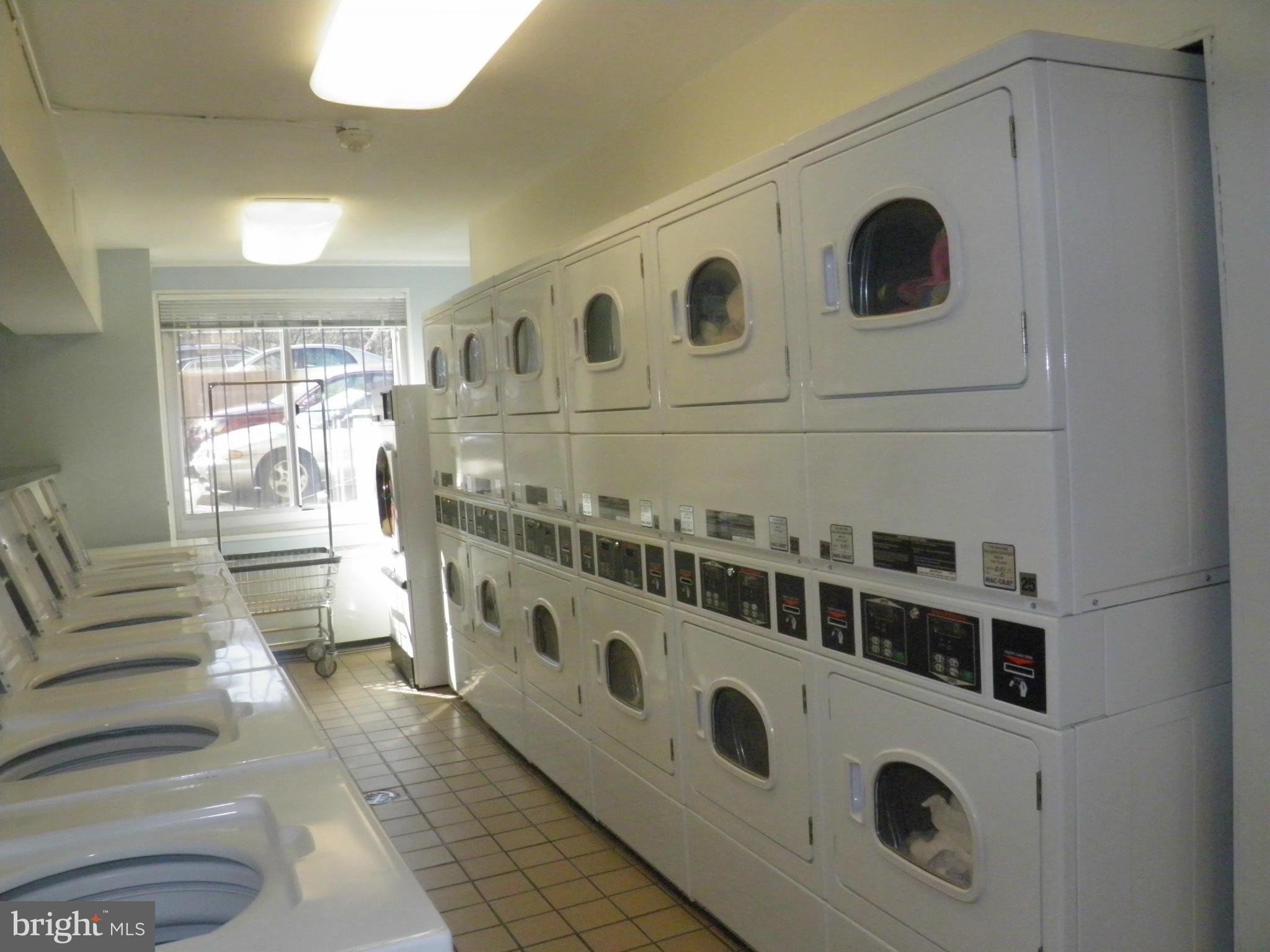 WOODSIDE - Residential Lease