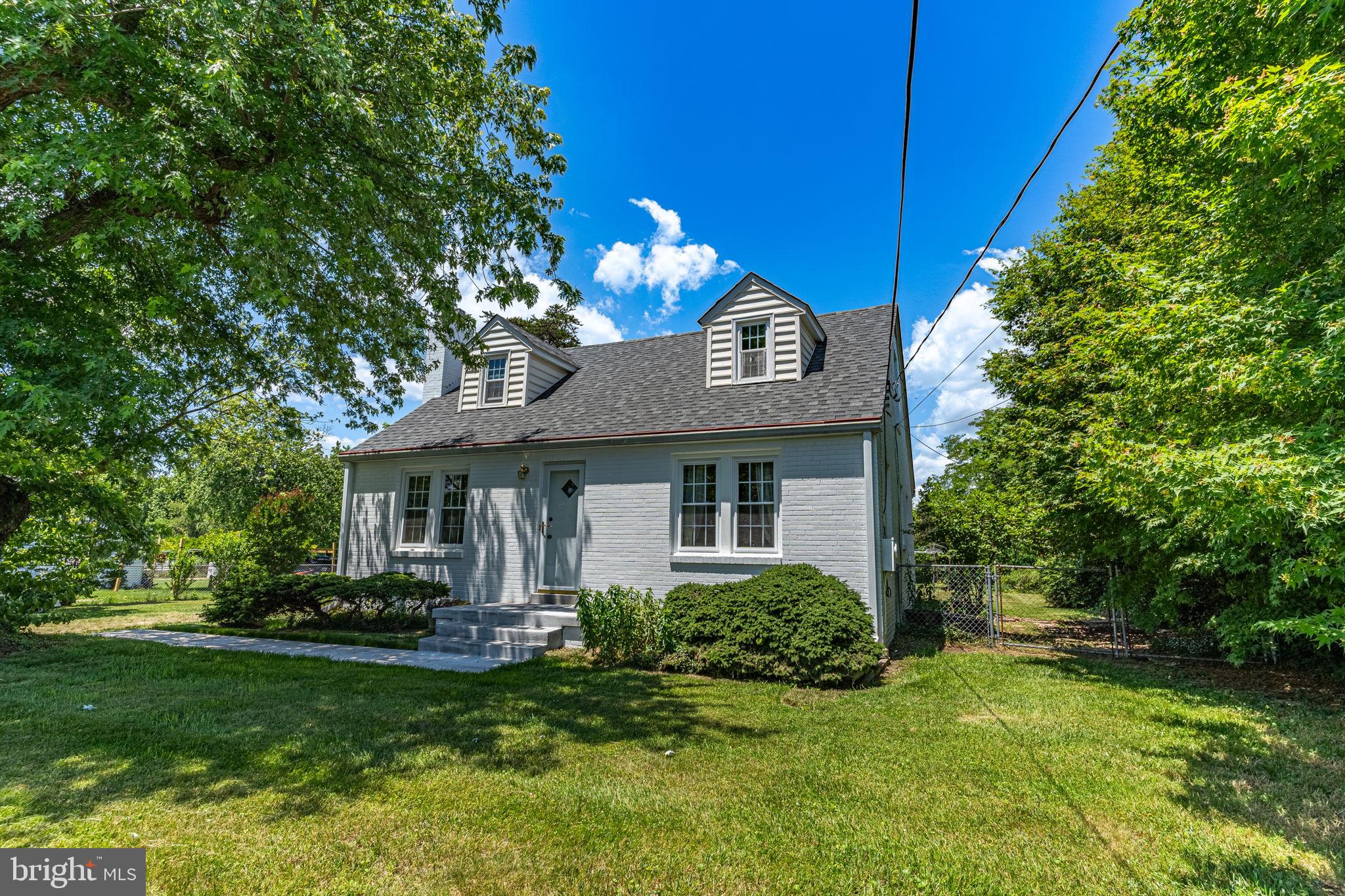 CHARLES G SCHULTZ - Residential