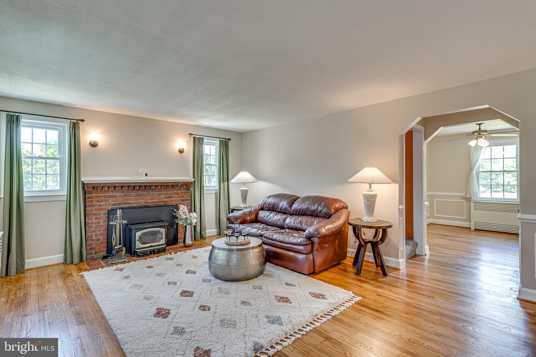 CHARLES G SCHULTZ - Residential