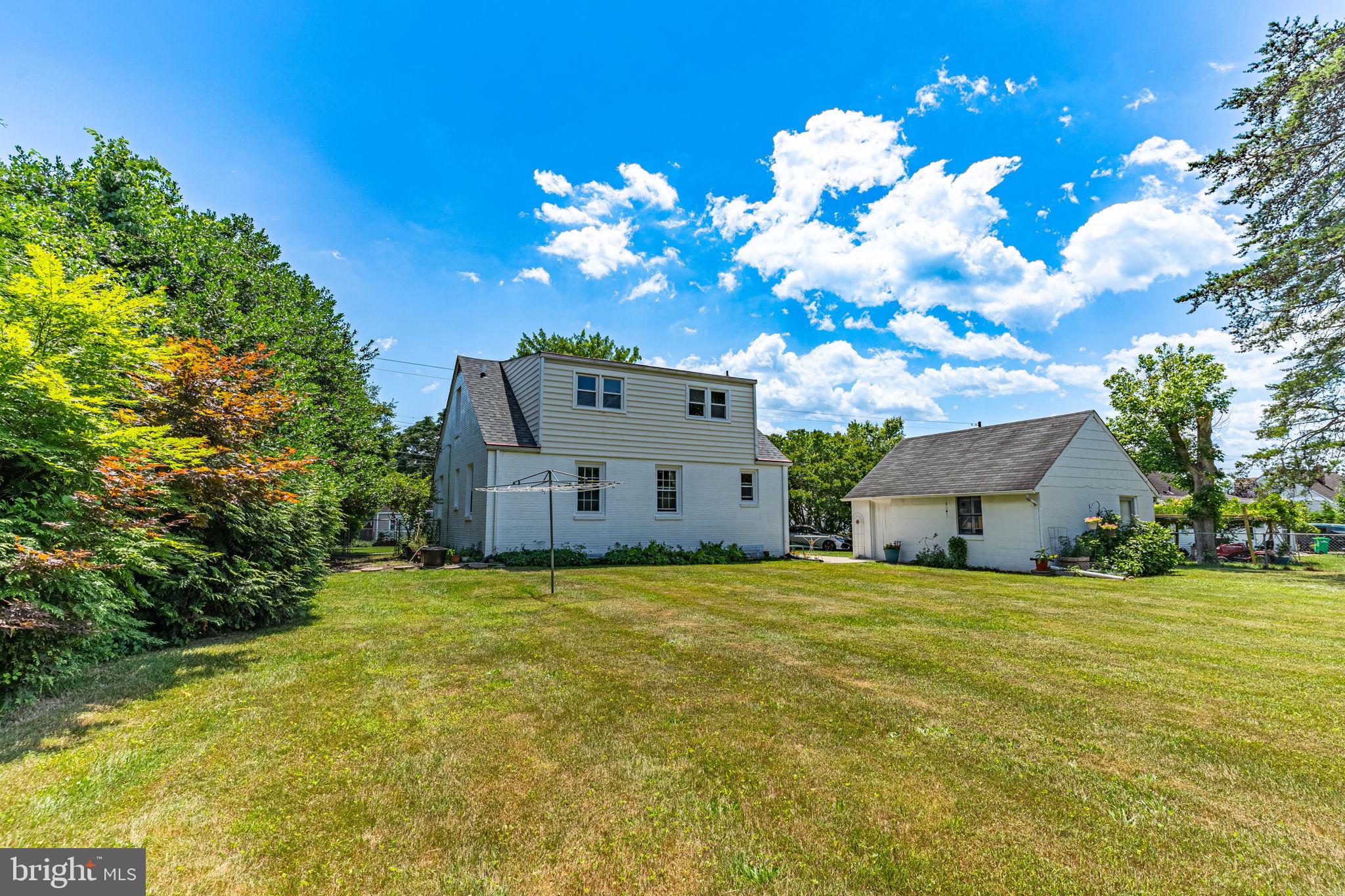 CHARLES G SCHULTZ - Residential