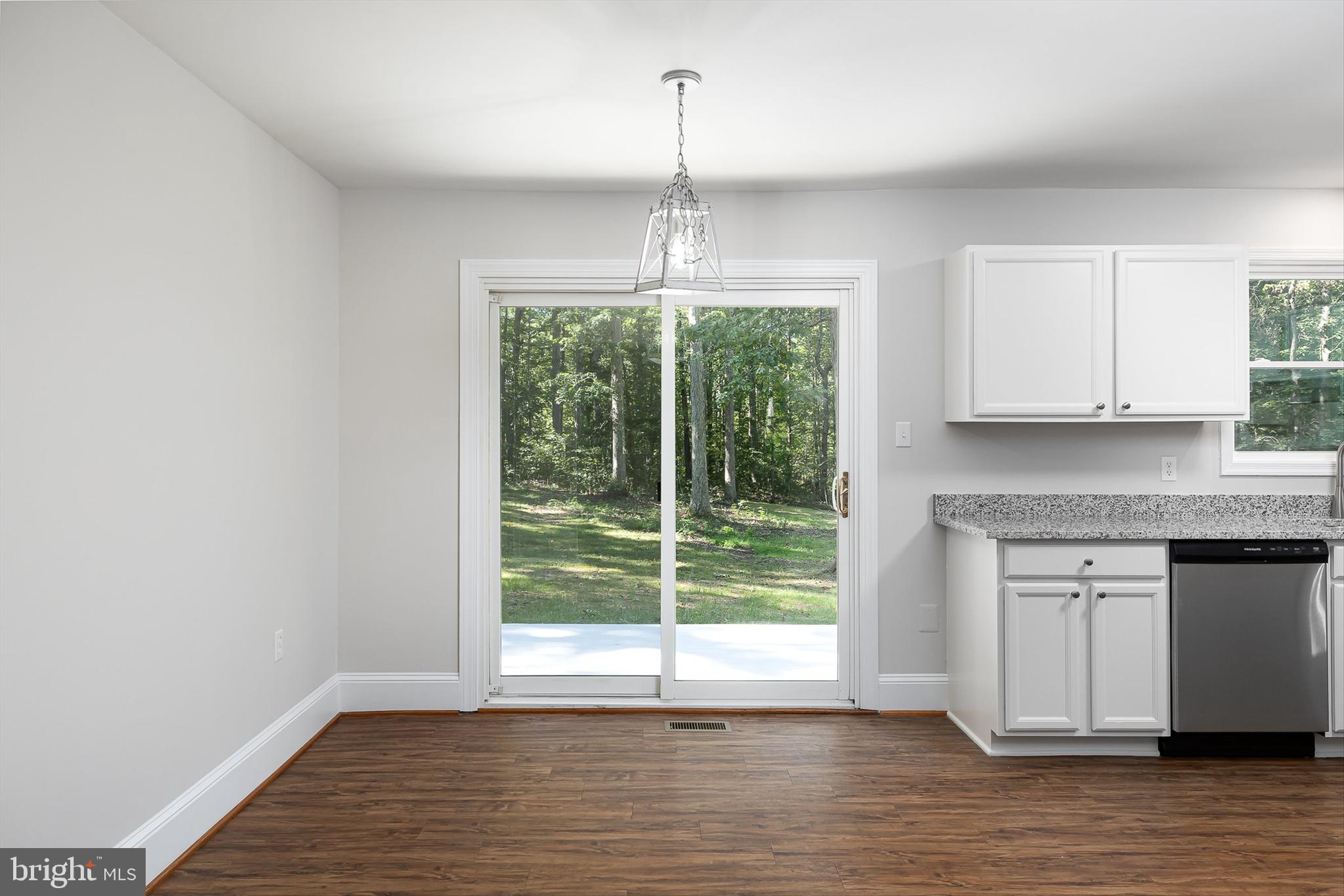 LAKEVIEW ESTATES - Residential