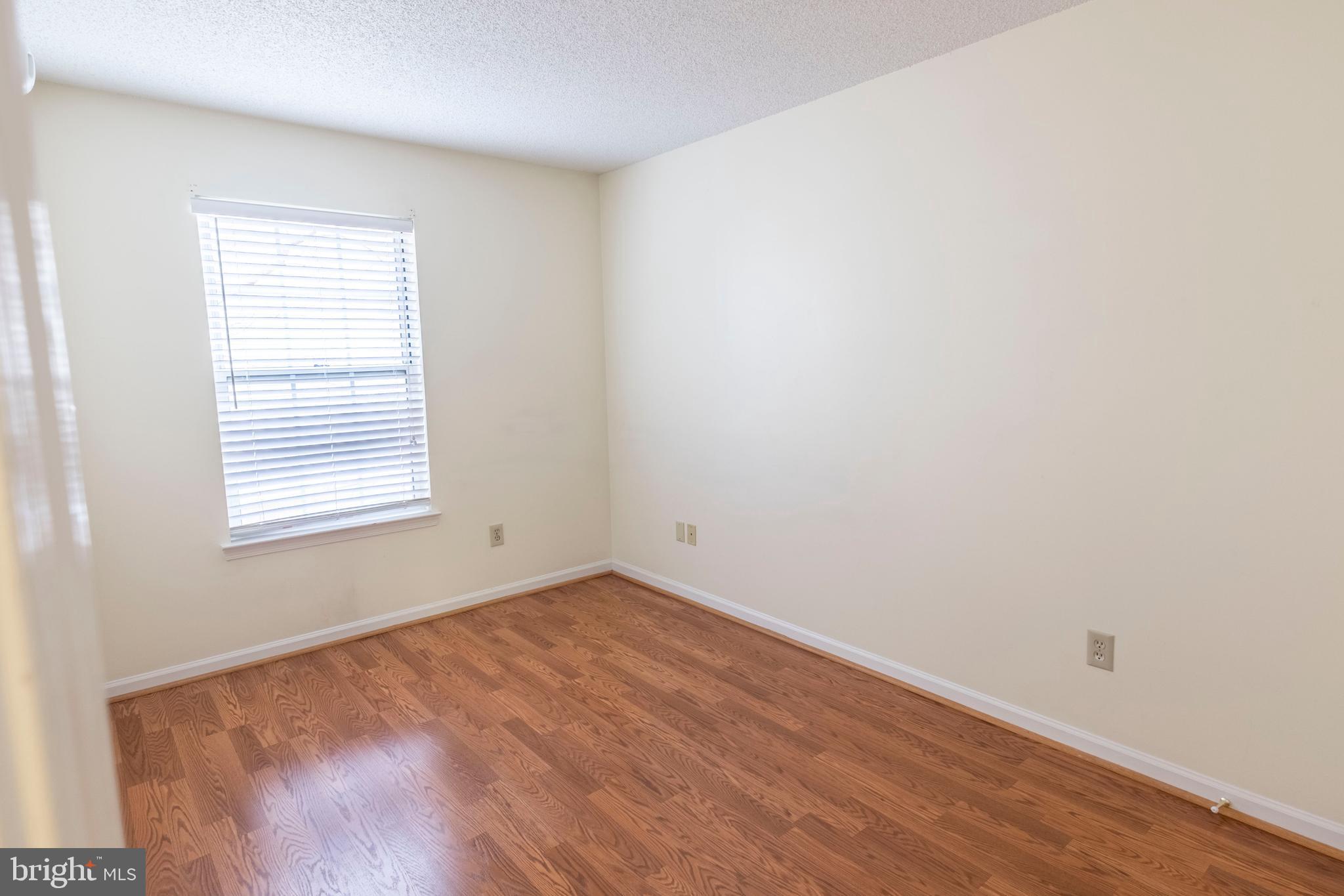 HEIGHTS AT PENDERBROOK - Residential Lease