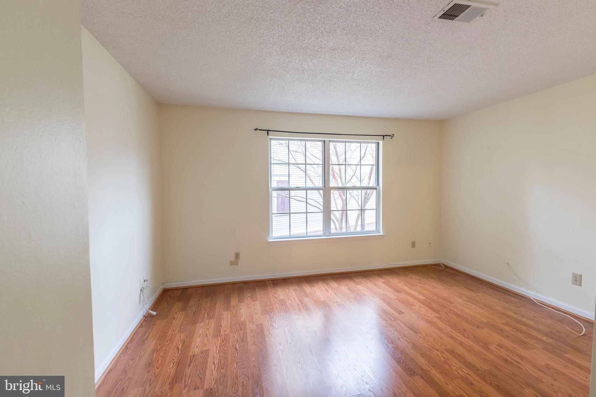 HEIGHTS AT PENDERBROOK - Residential Lease