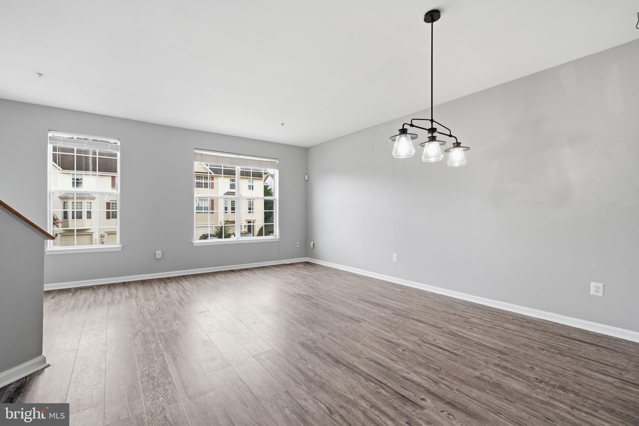 6821 SANCTUARY COURT