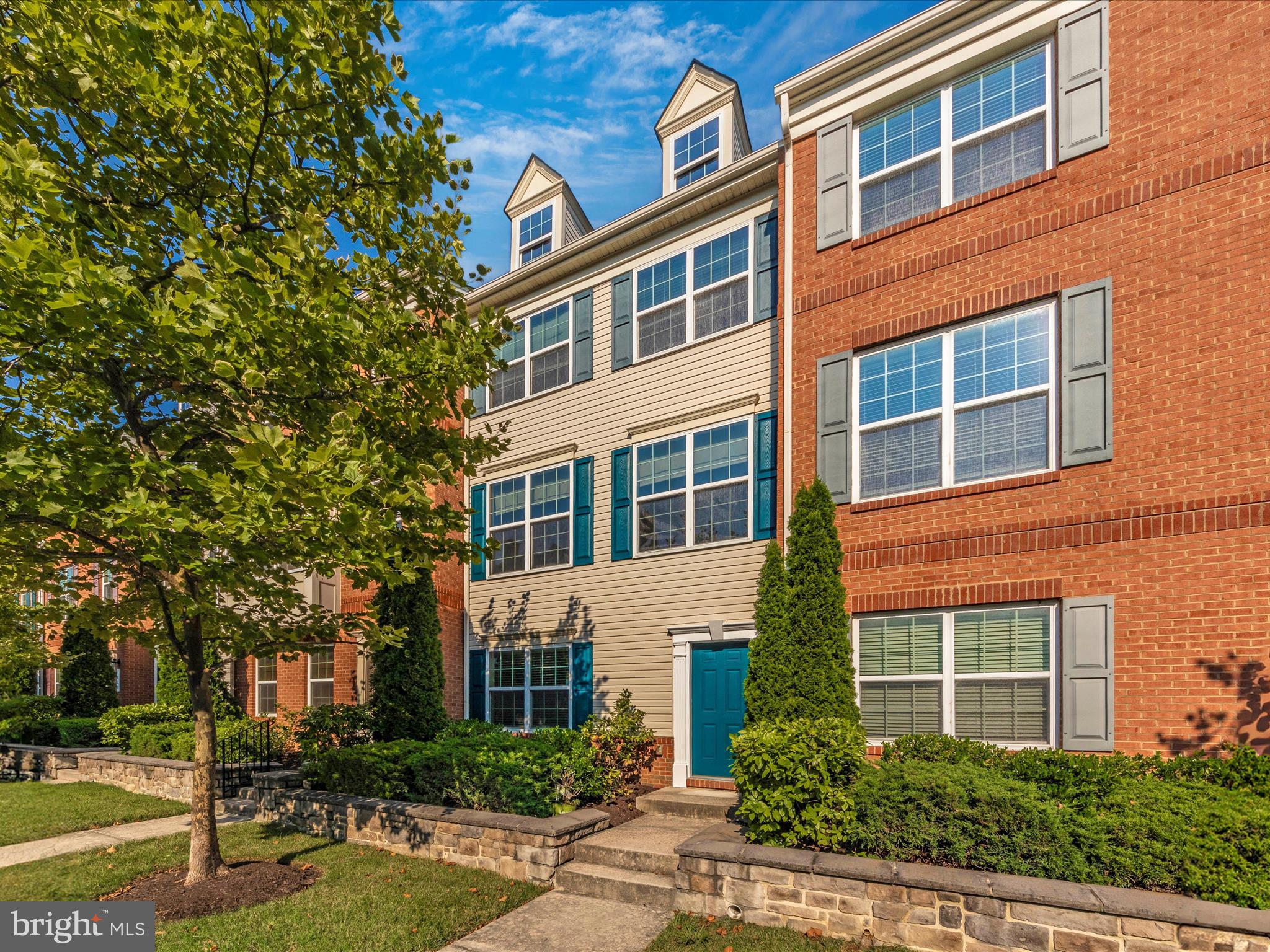 BLUE STREAM - Residential