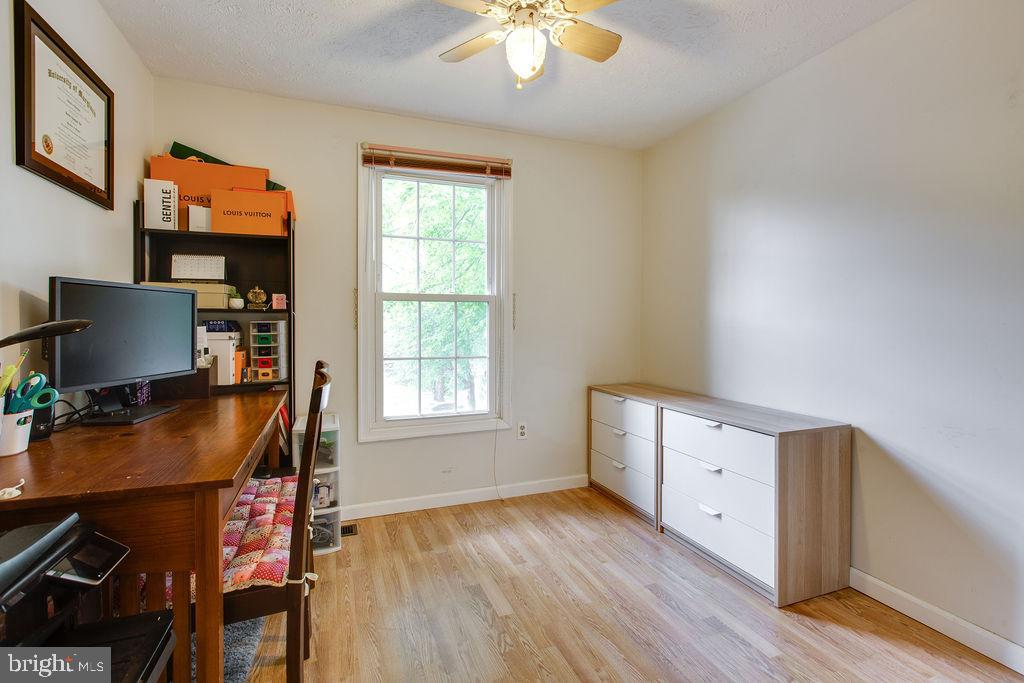 OAK WEST - Residential