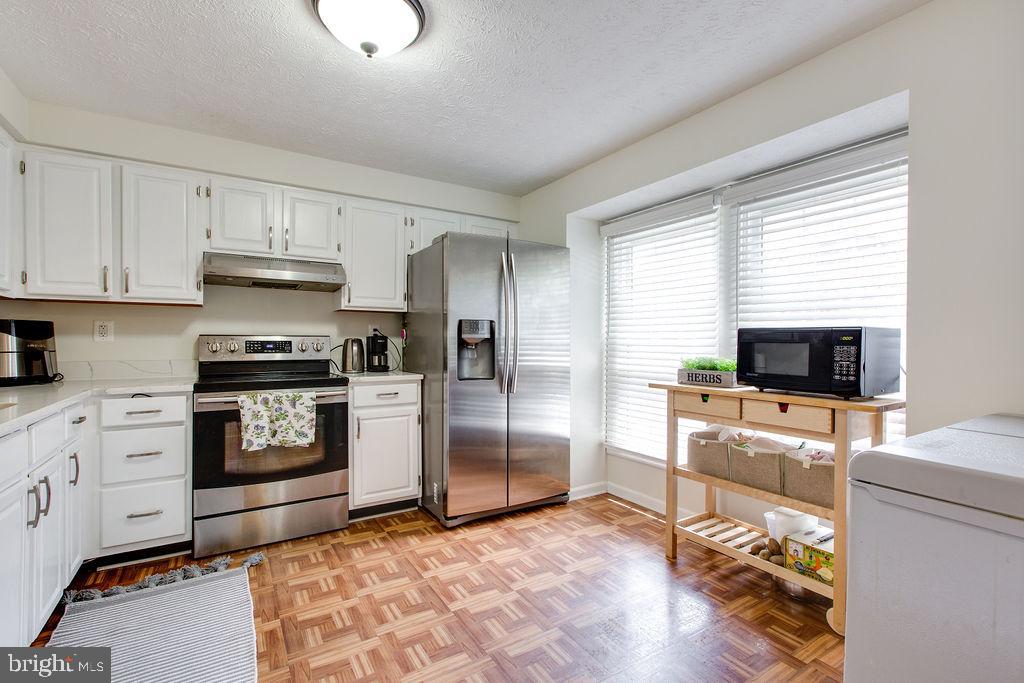 OAK WEST - Residential