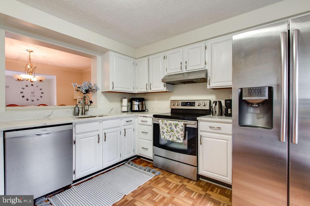 OAK WEST - Residential