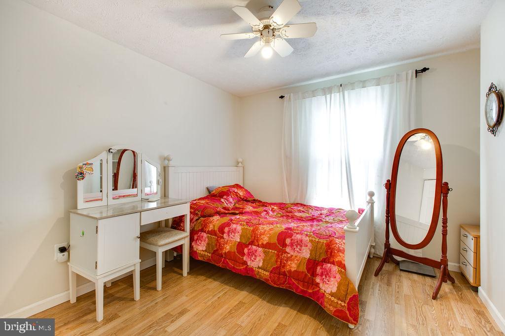 OAK WEST - Residential