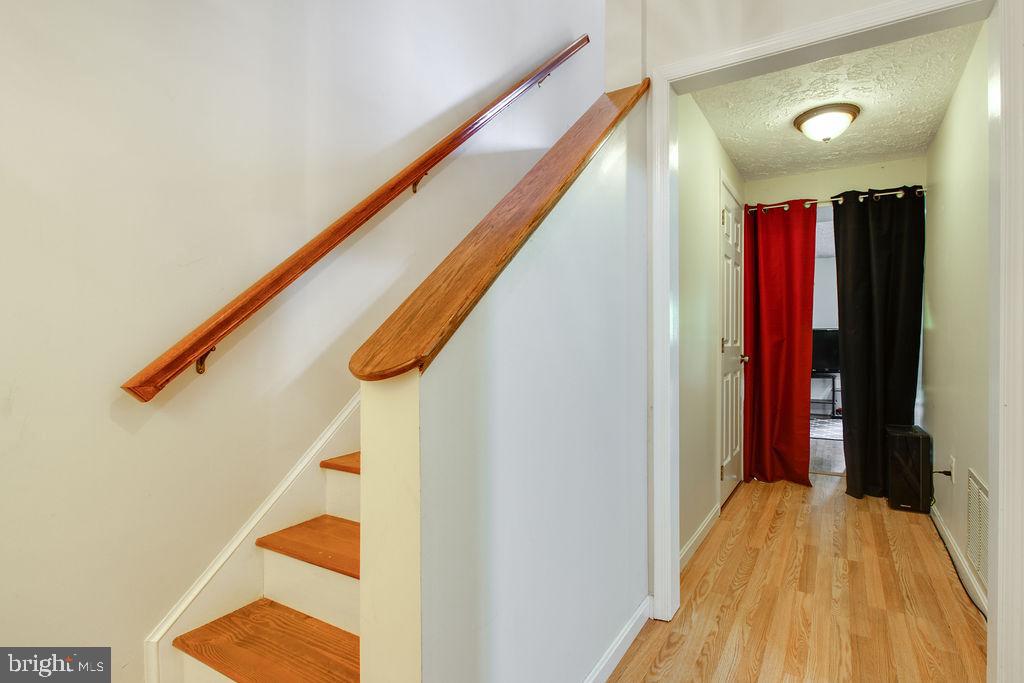 OAK WEST - Residential