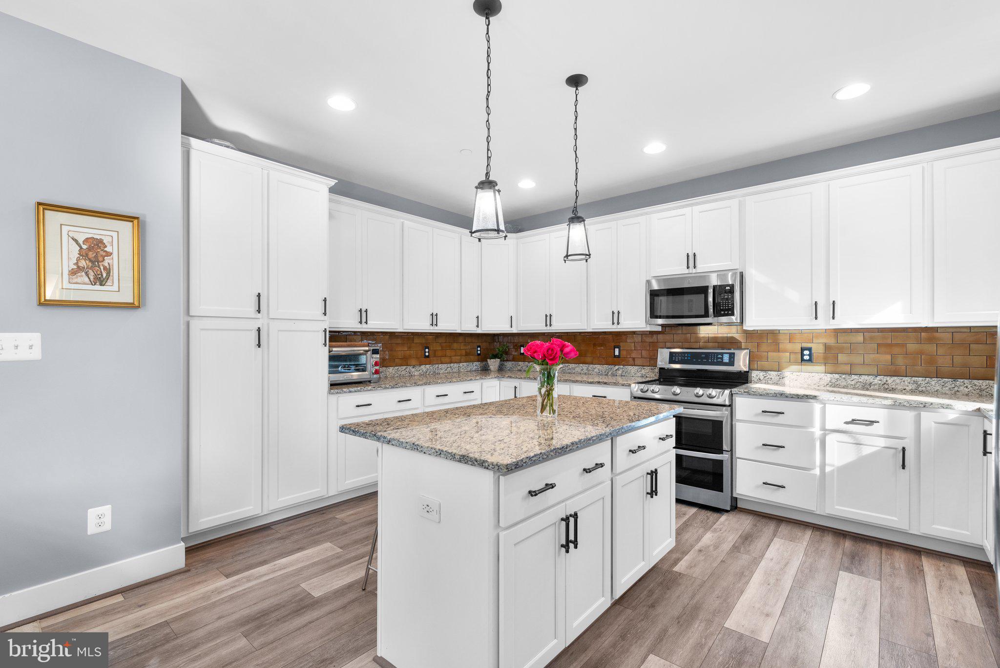 CAPE ST CLAIRE - Residential