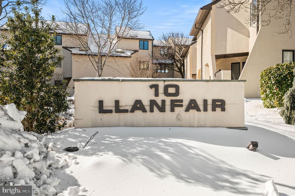 Photo of 10 Llanfair Road #9, ARDMORE, PA 19003 (MLS # PAMC2166832)