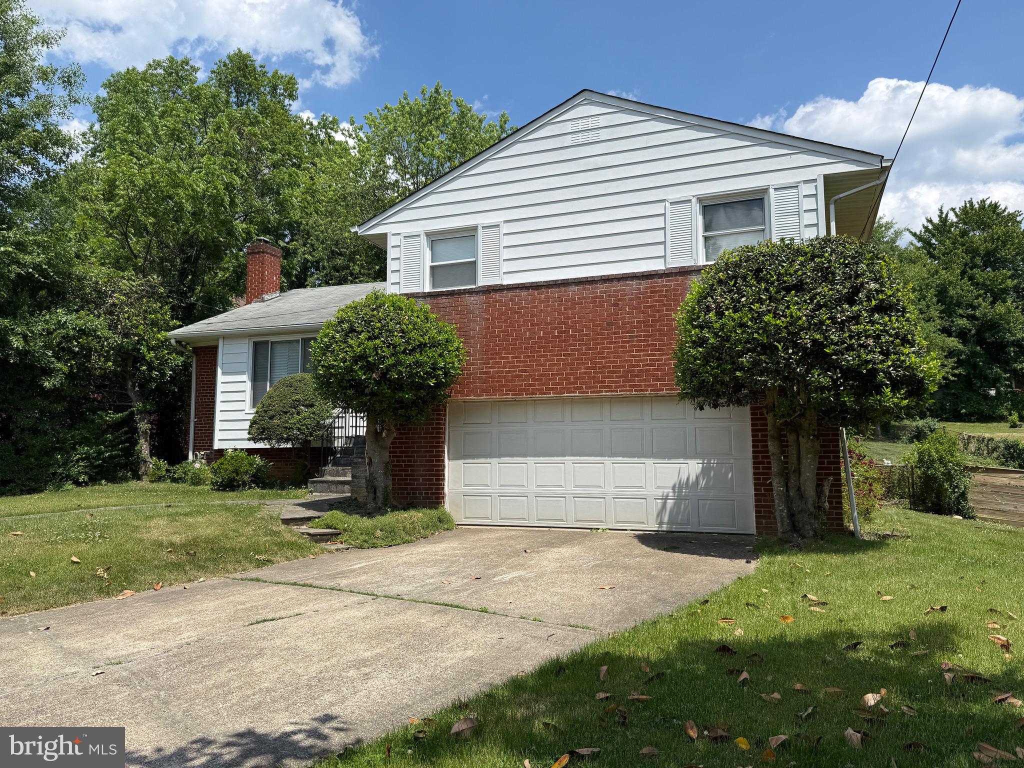 GLENVIEW - Residential