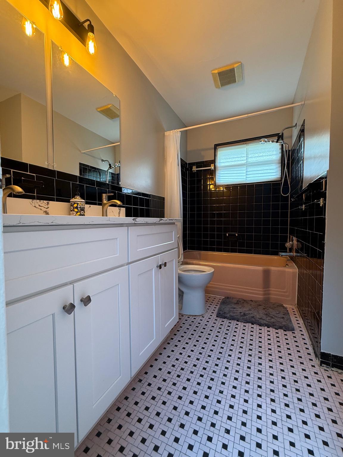 GLENVIEW - Residential