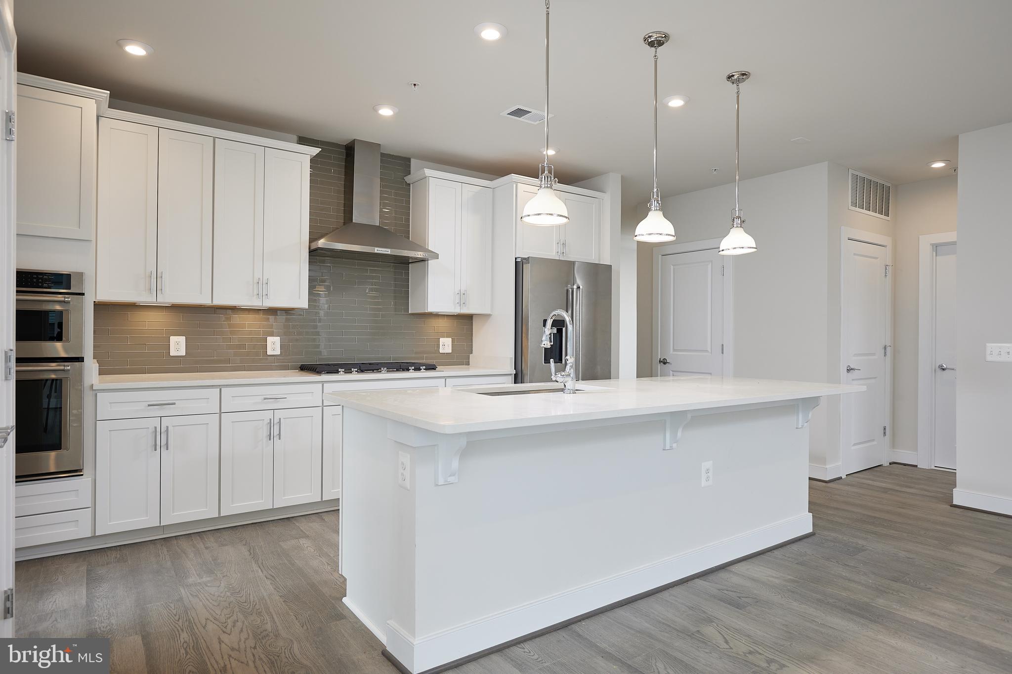 TOWER OAKS - Residential