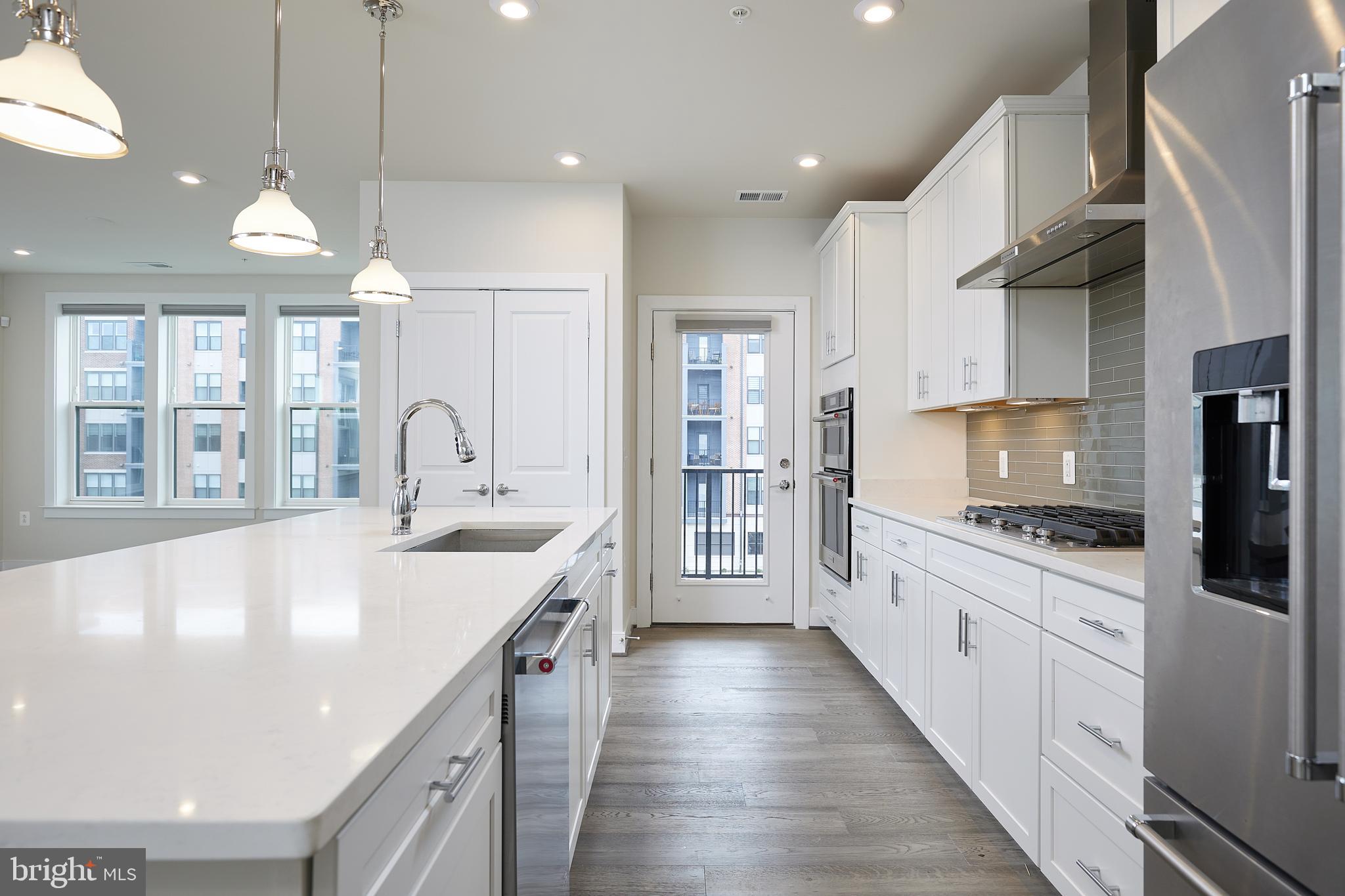 TOWER OAKS - Residential