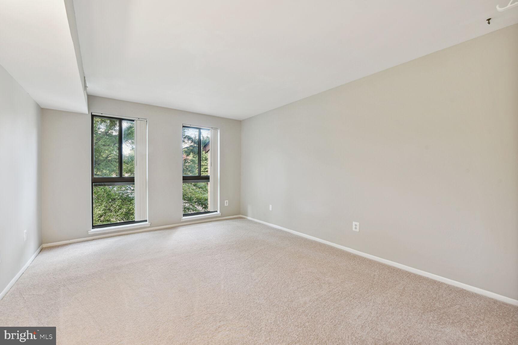 SOUTHGATE - Residential