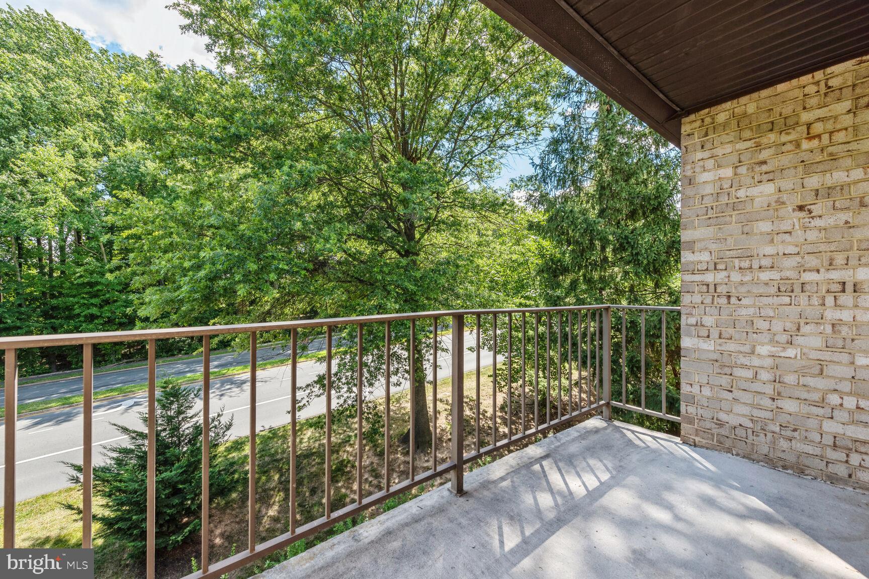 SOUTHGATE - Residential