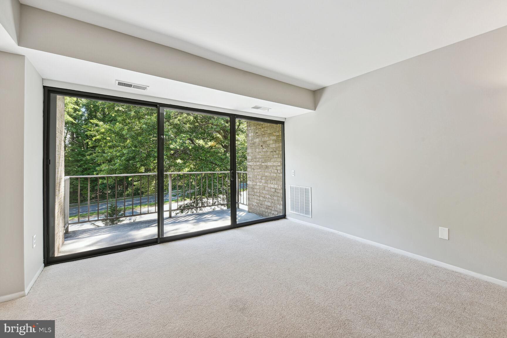 SOUTHGATE - Residential