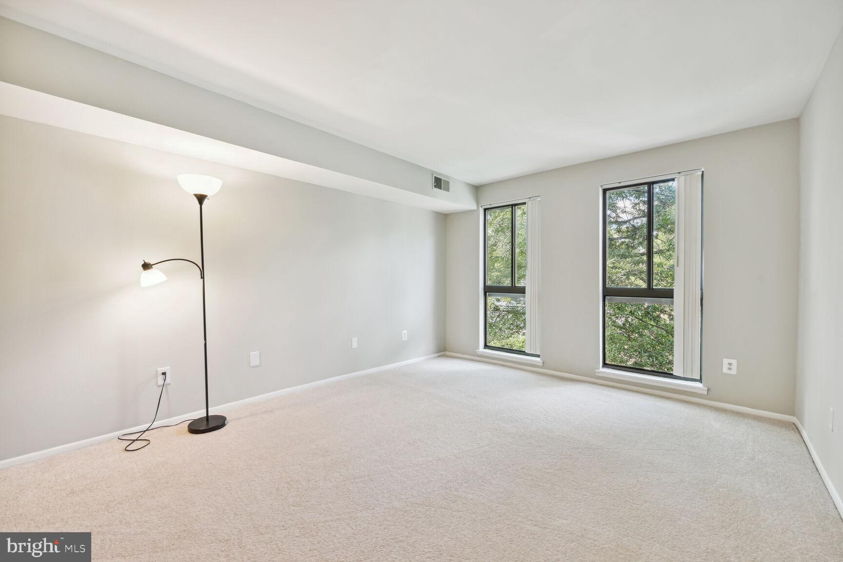 SOUTHGATE - Residential