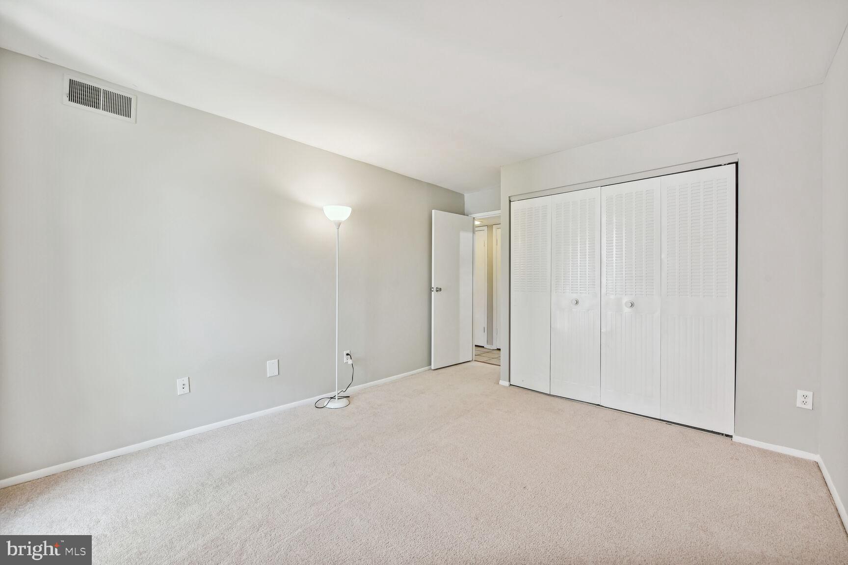 SOUTHGATE - Residential