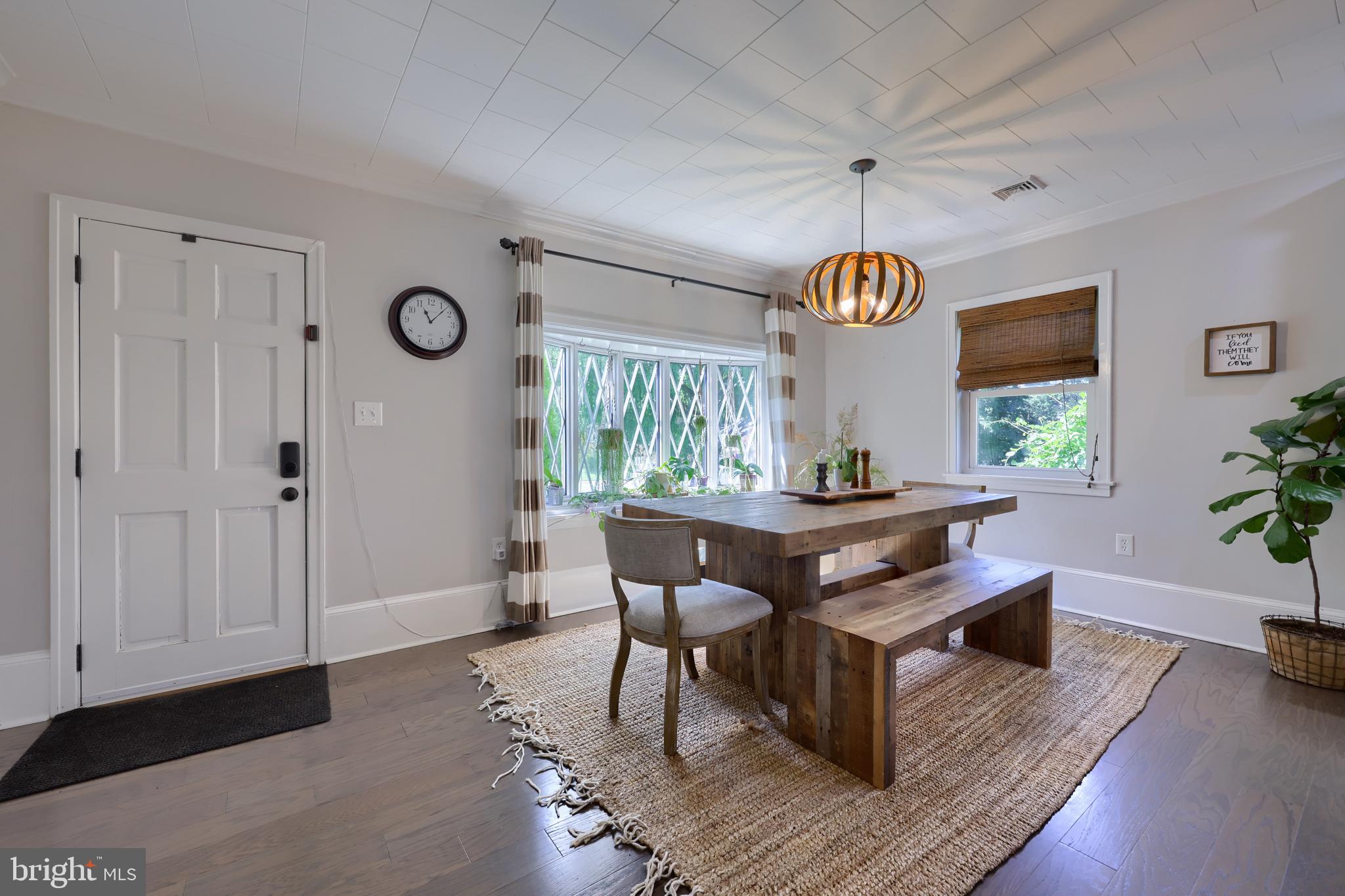 137 MAPLE LANE