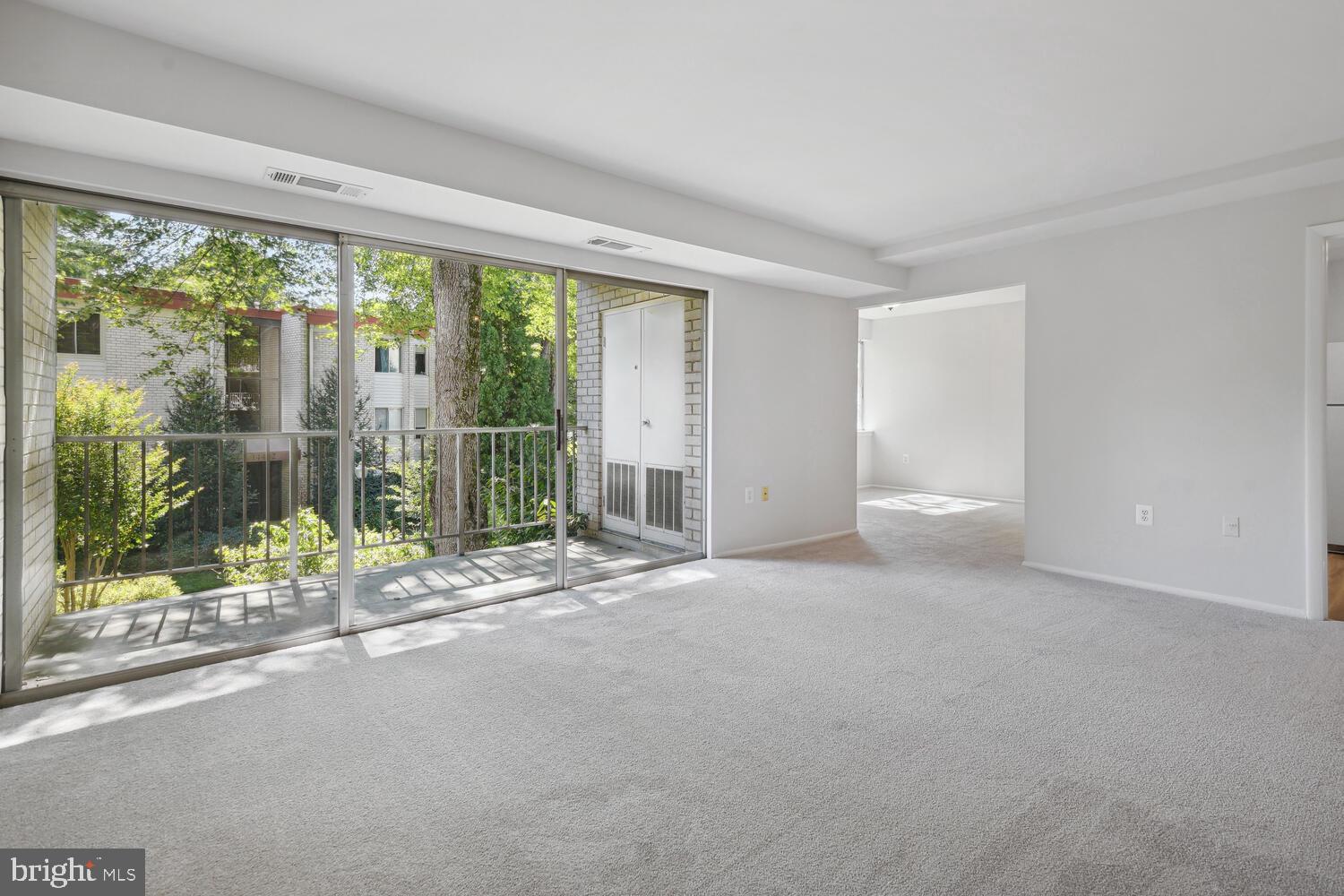 NORTH CREEK VILLAS - Residential