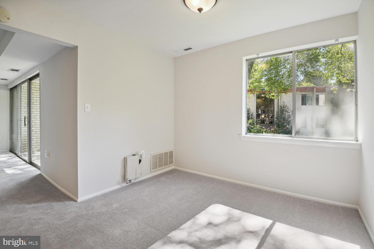 NORTH CREEK VILLAS - Residential