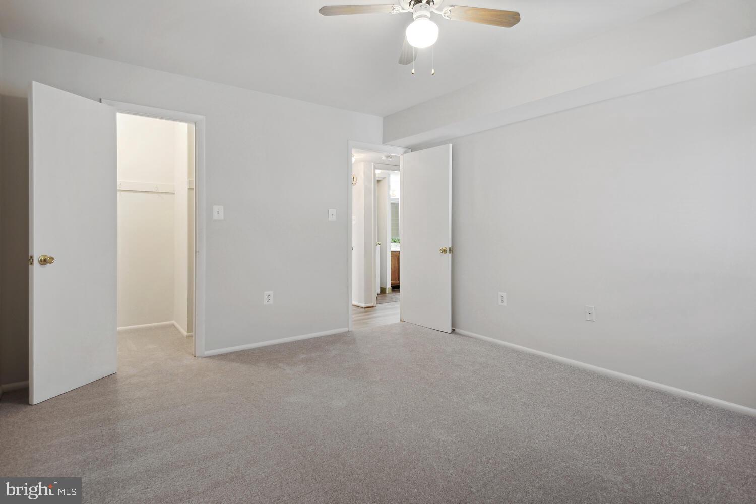 NORTH CREEK VILLAS - Residential