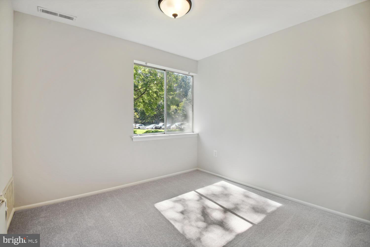 NORTH CREEK VILLAS - Residential