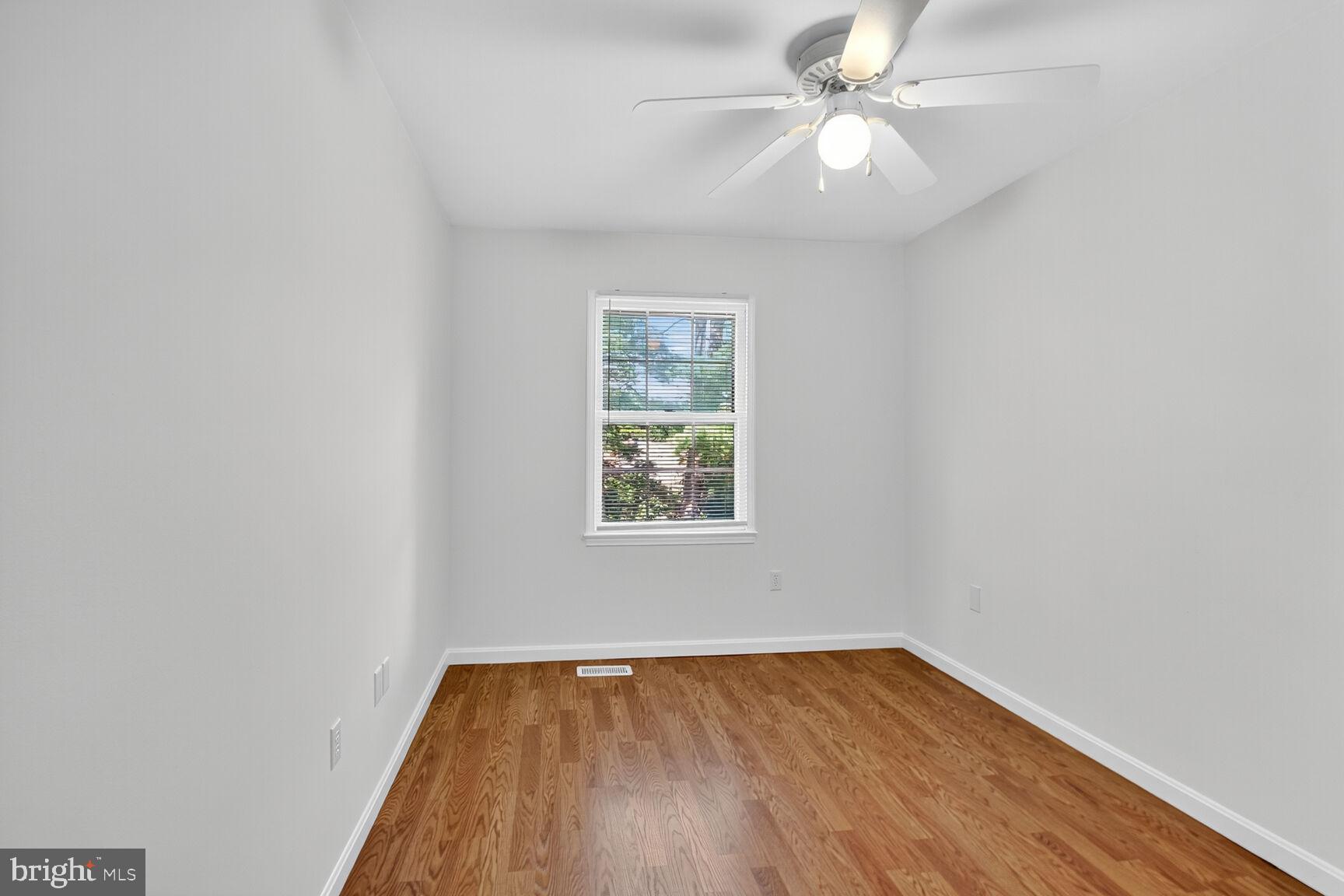 DIAMOND FARMS - Residential