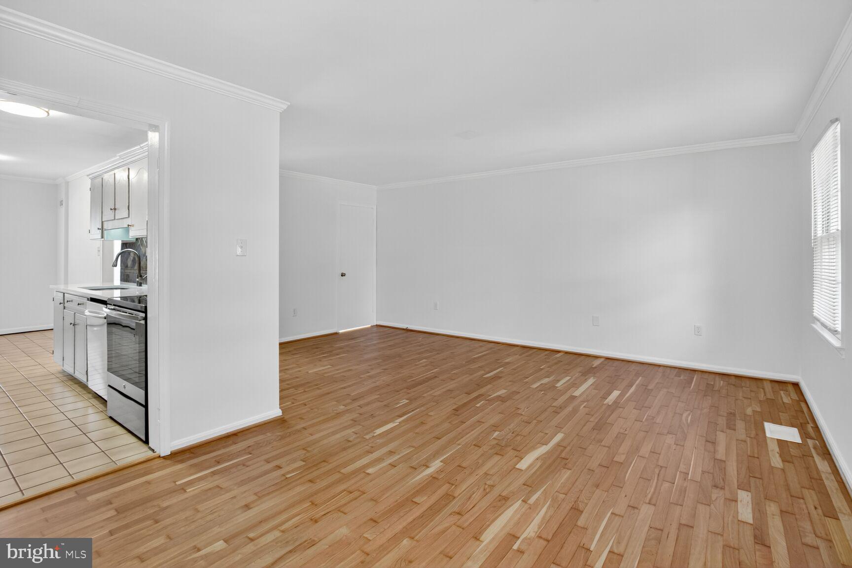 DIAMOND FARMS - Residential