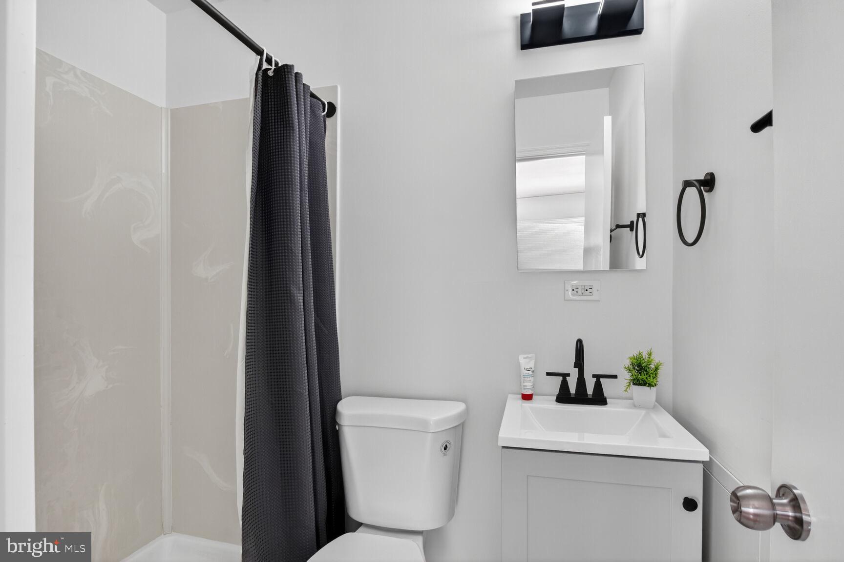 DIAMOND FARMS - Residential