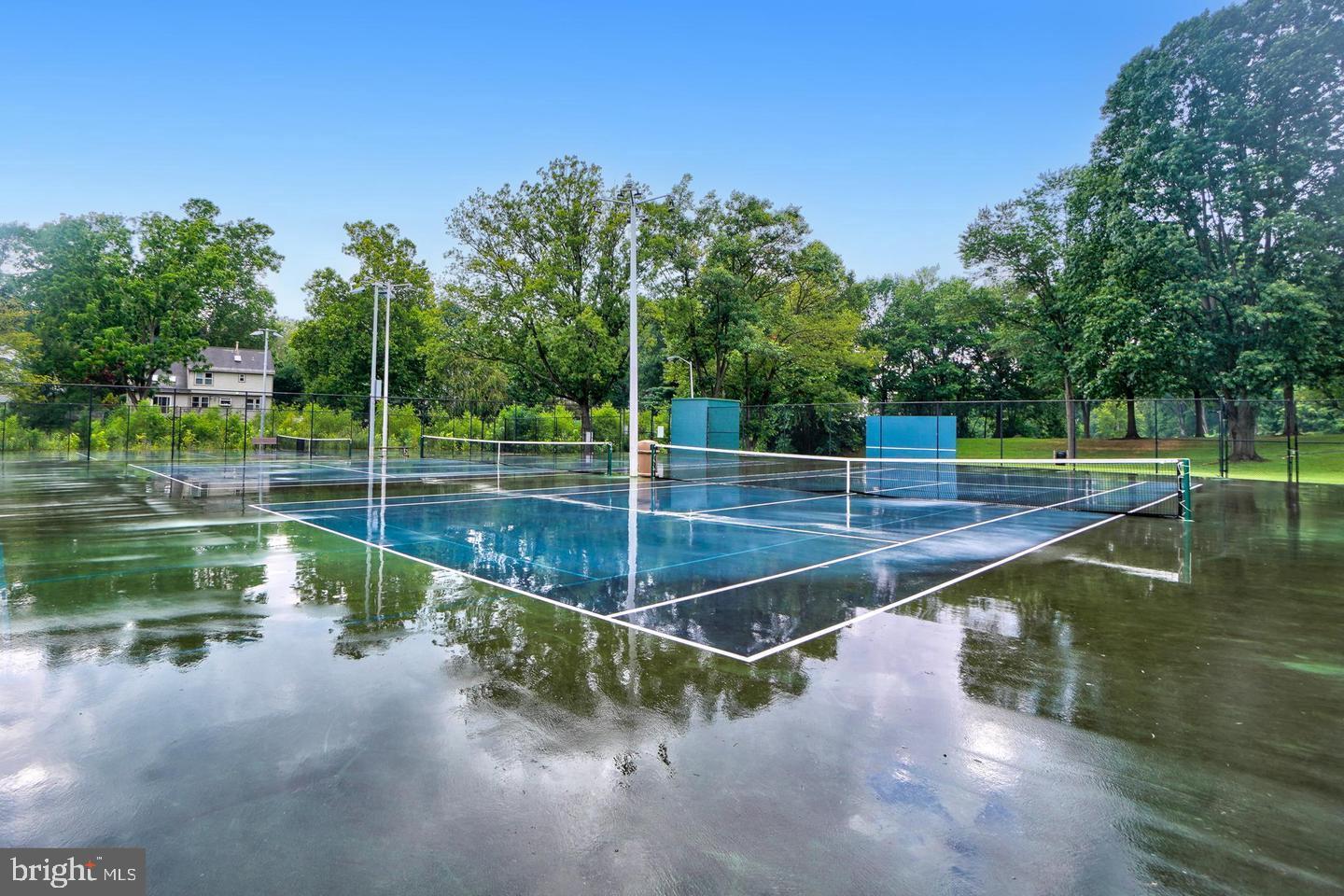 DIAMOND FARMS - Residential