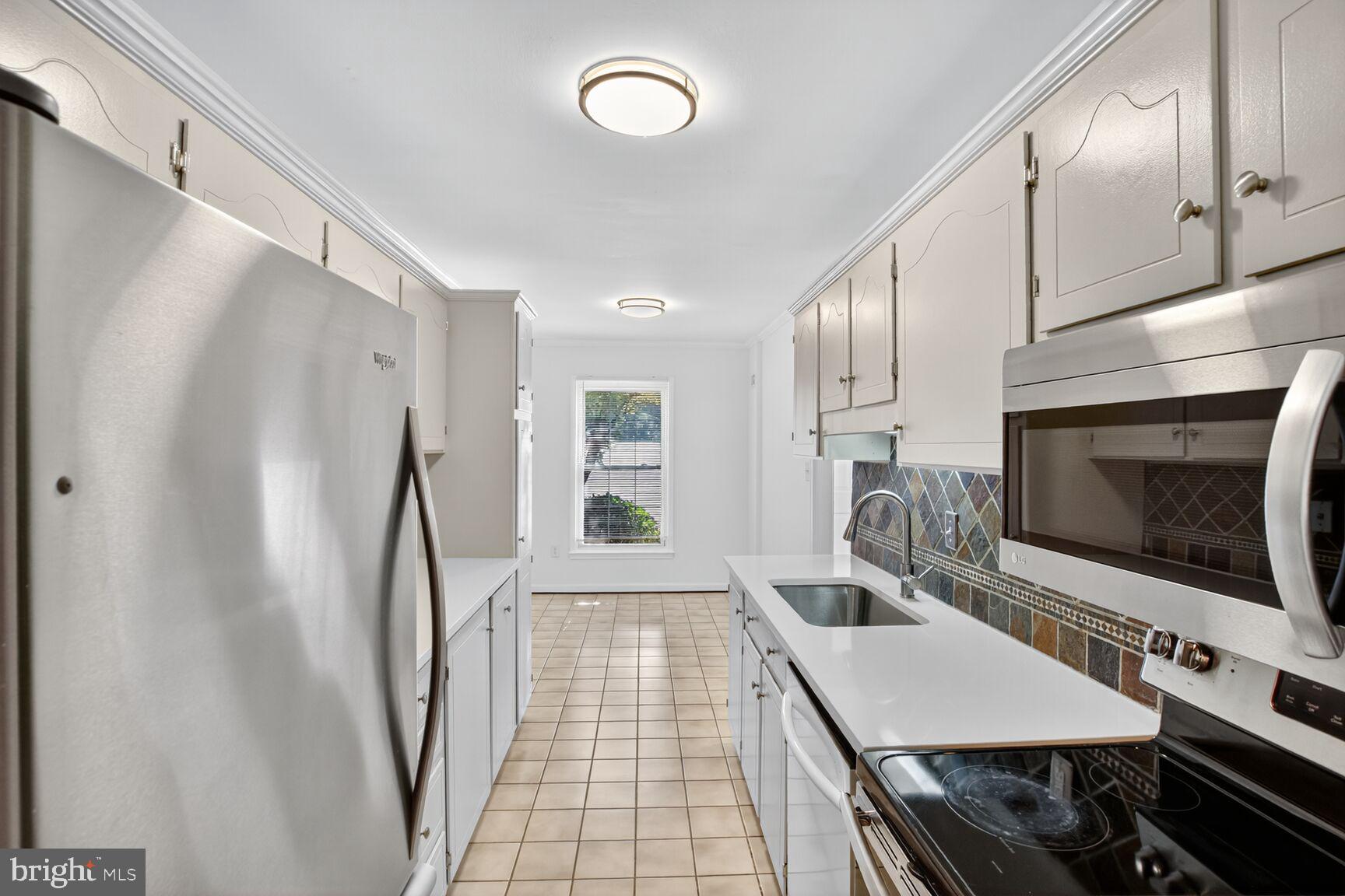 DIAMOND FARMS - Residential