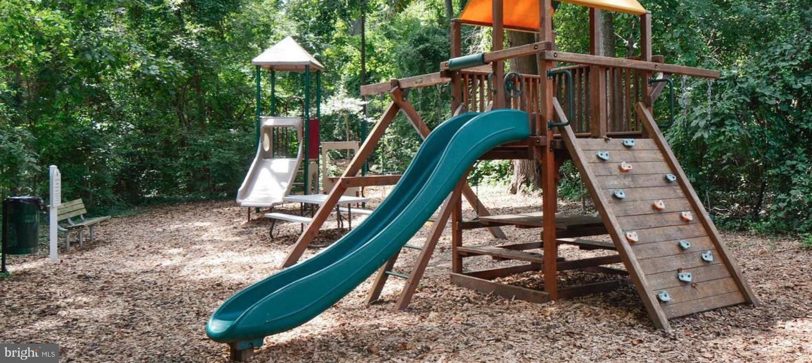 WATERS EDGE AT WOODS LANDING - Residential