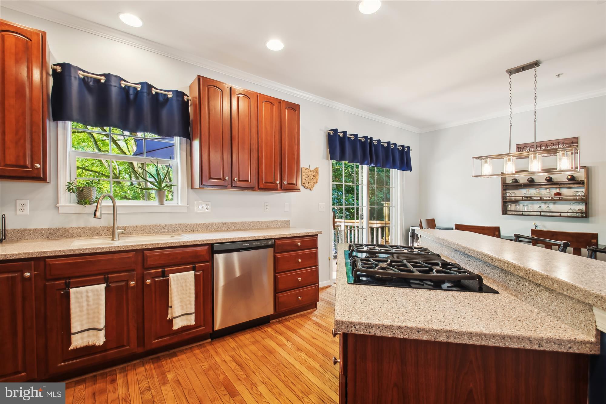 WATERS EDGE AT WOODS LANDING - Residential