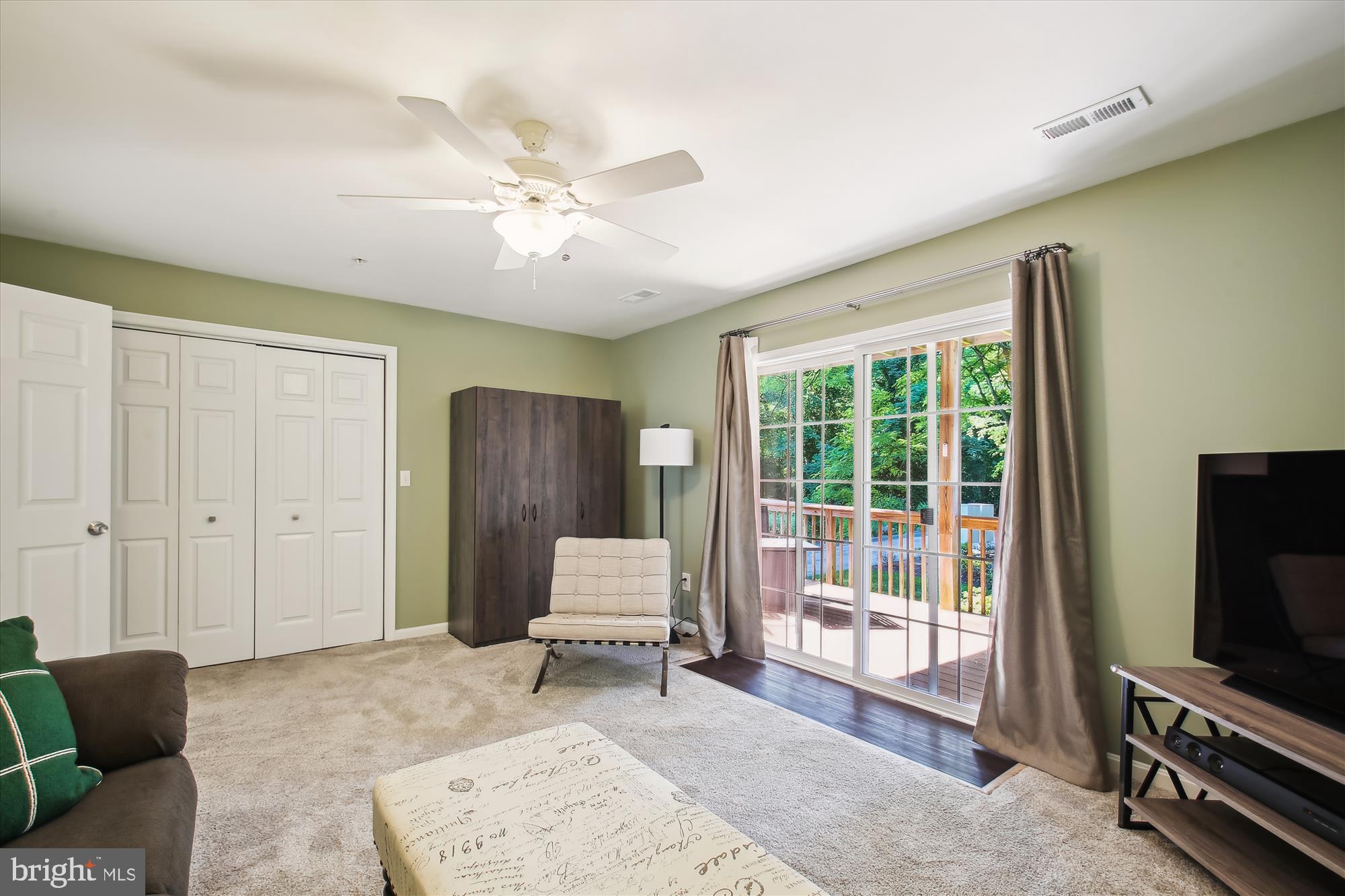 WATERS EDGE AT WOODS LANDING - Residential