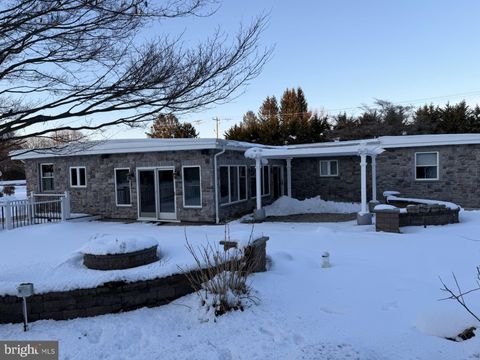 352 CONCORD ROAD GLEN MILLS PA 19342