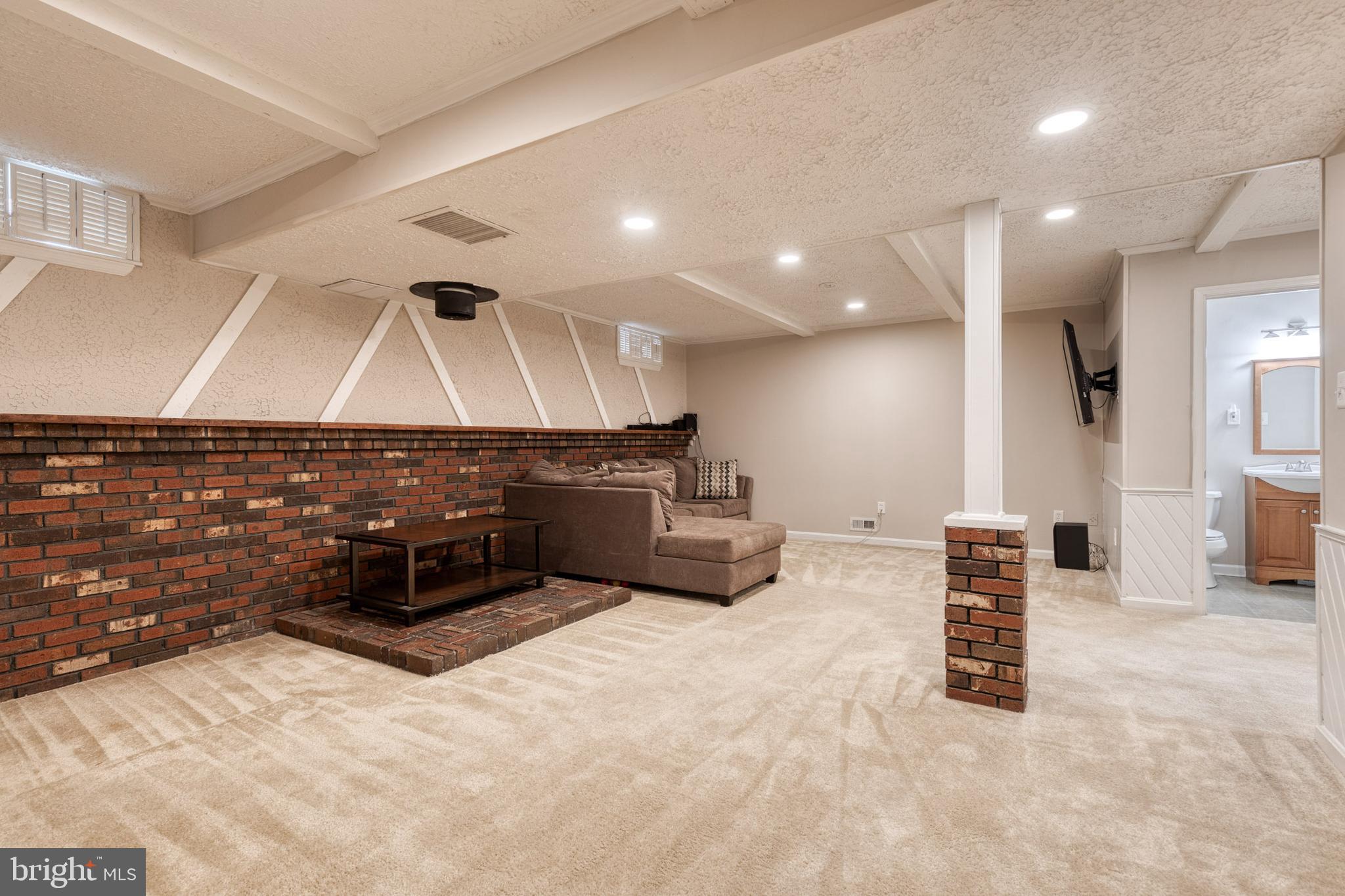 THE GREENS OF WESTMINSTER - Residential