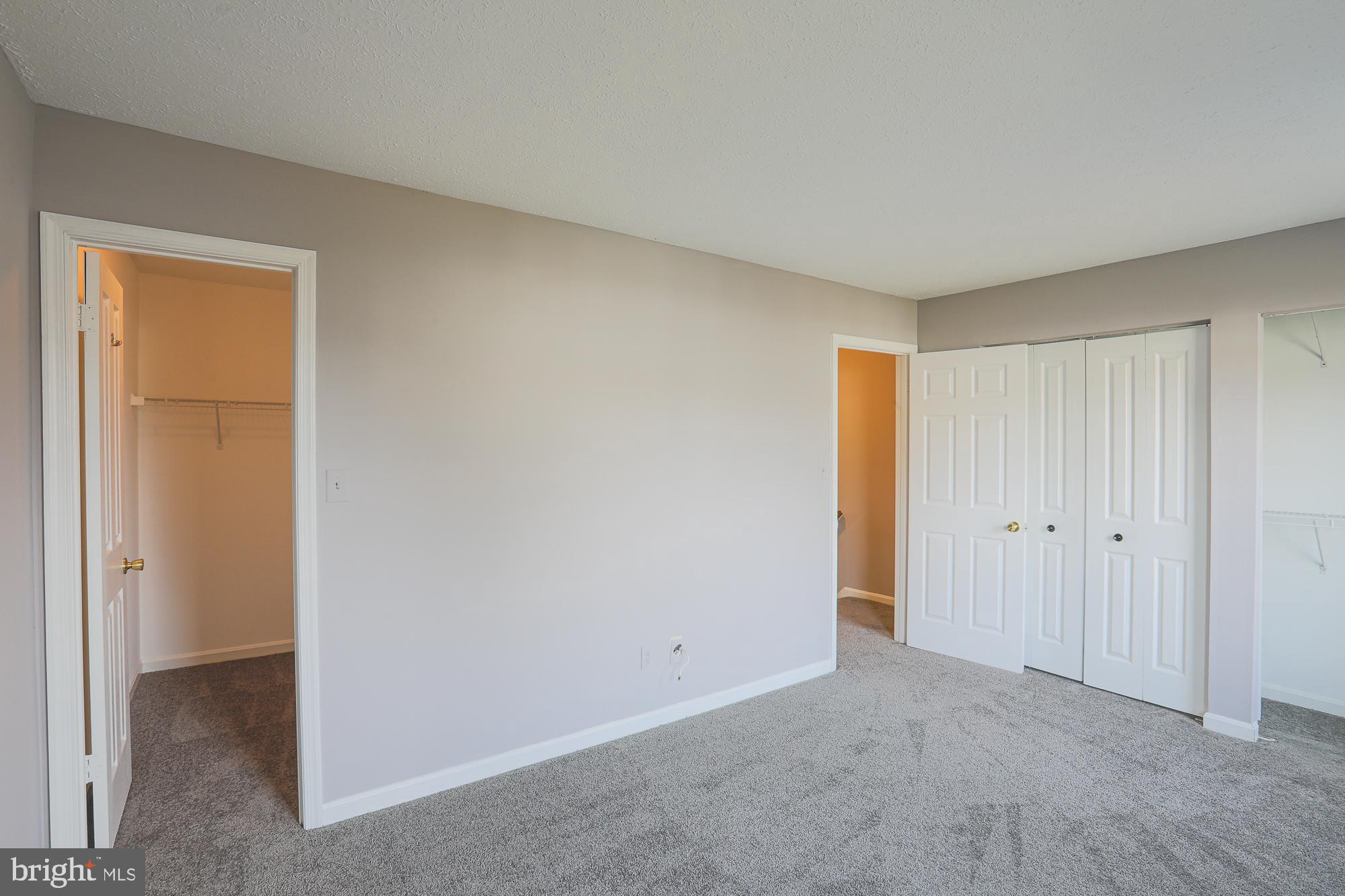 CARROLLWOOD MANOR - Residential