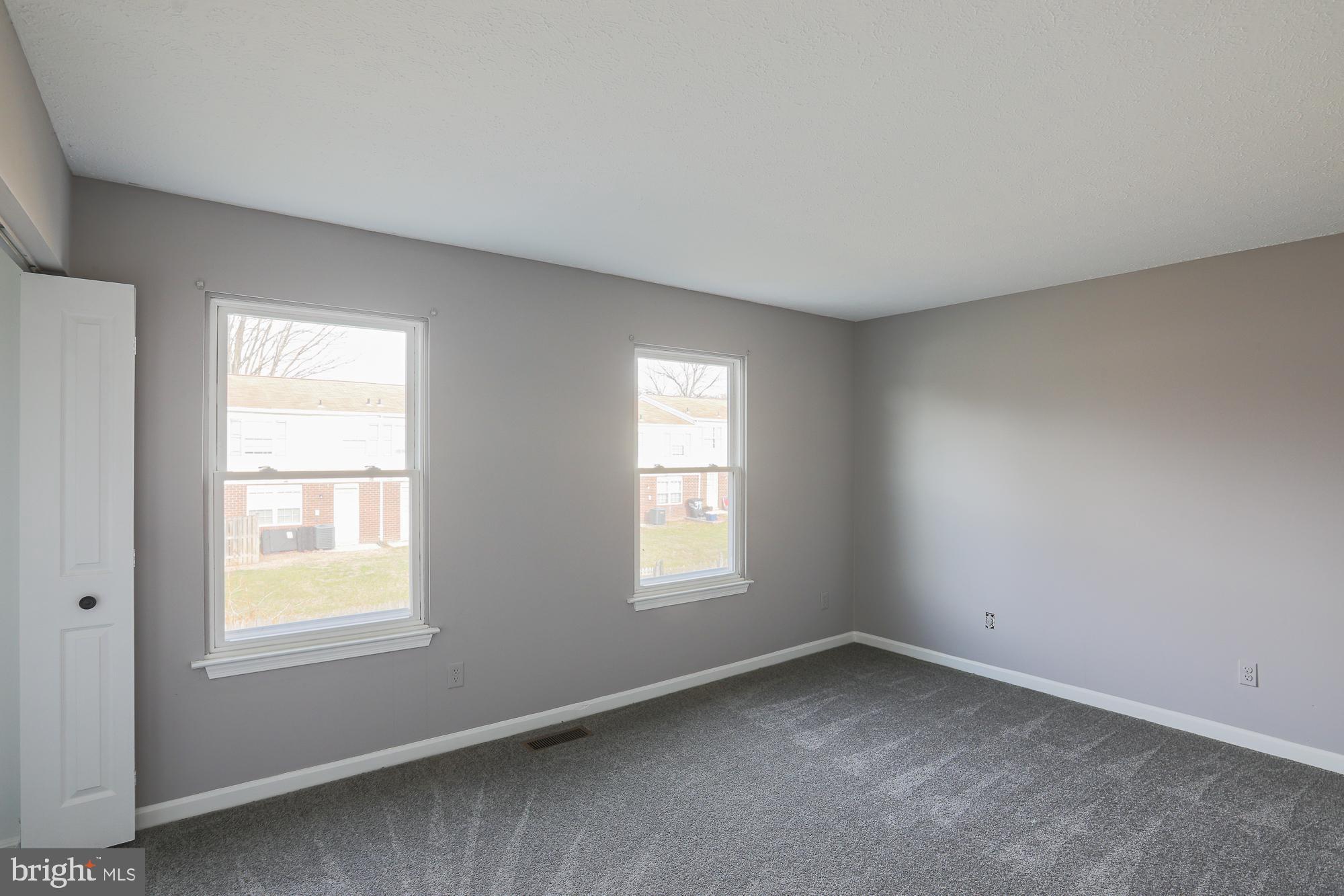 CARROLLWOOD MANOR - Residential