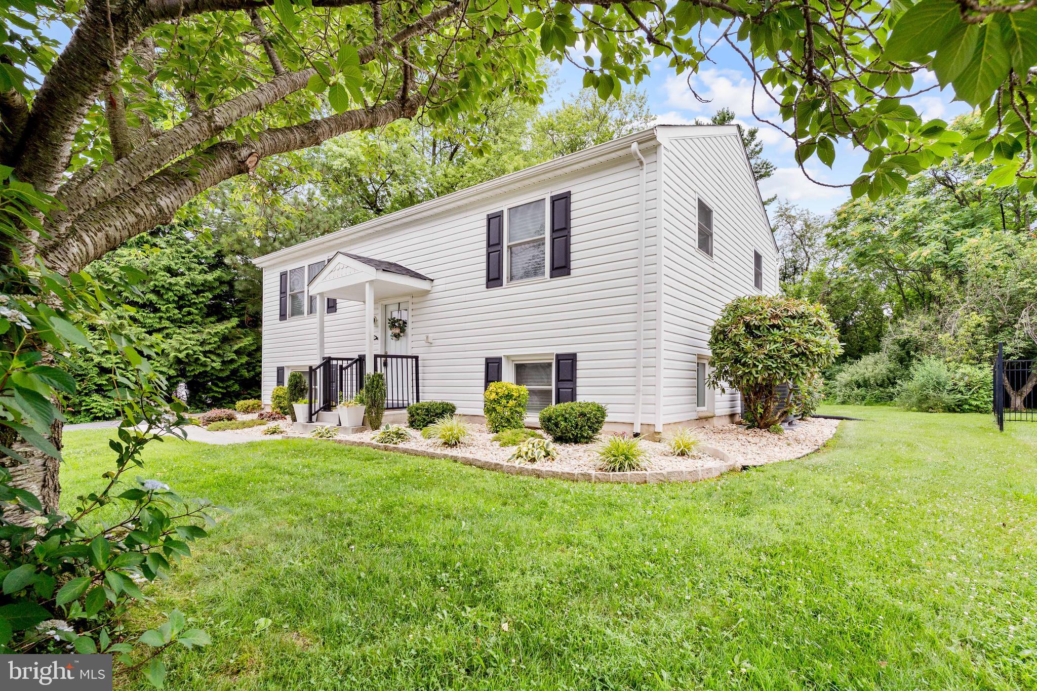 111 PARK TOWNE DRIVE