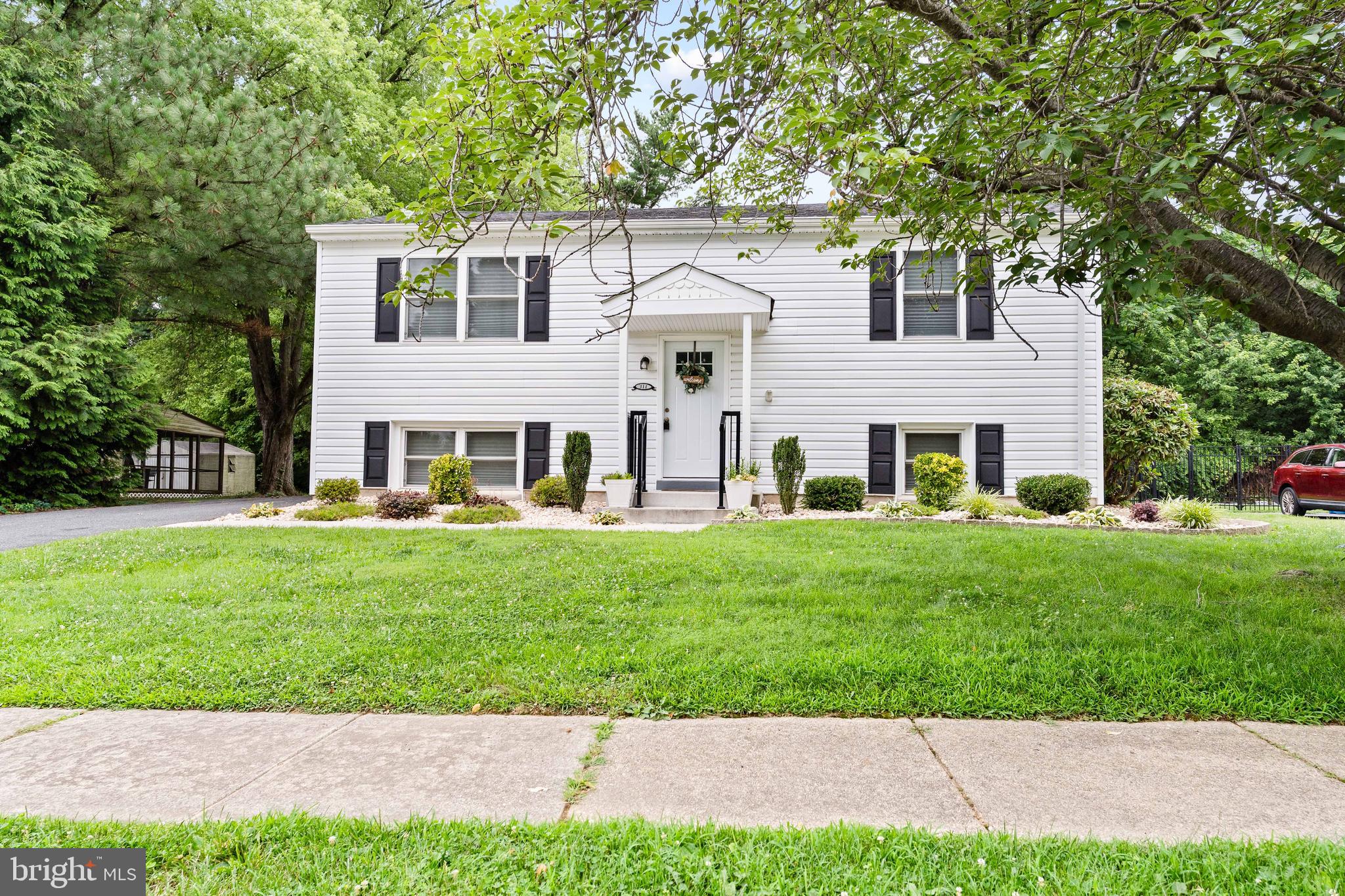 111 PARK TOWNE DRIVE