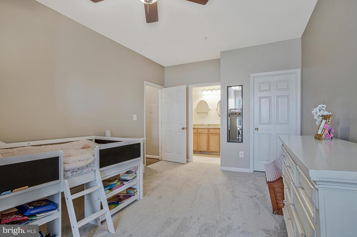 SCOTTS CROSSING - Residential