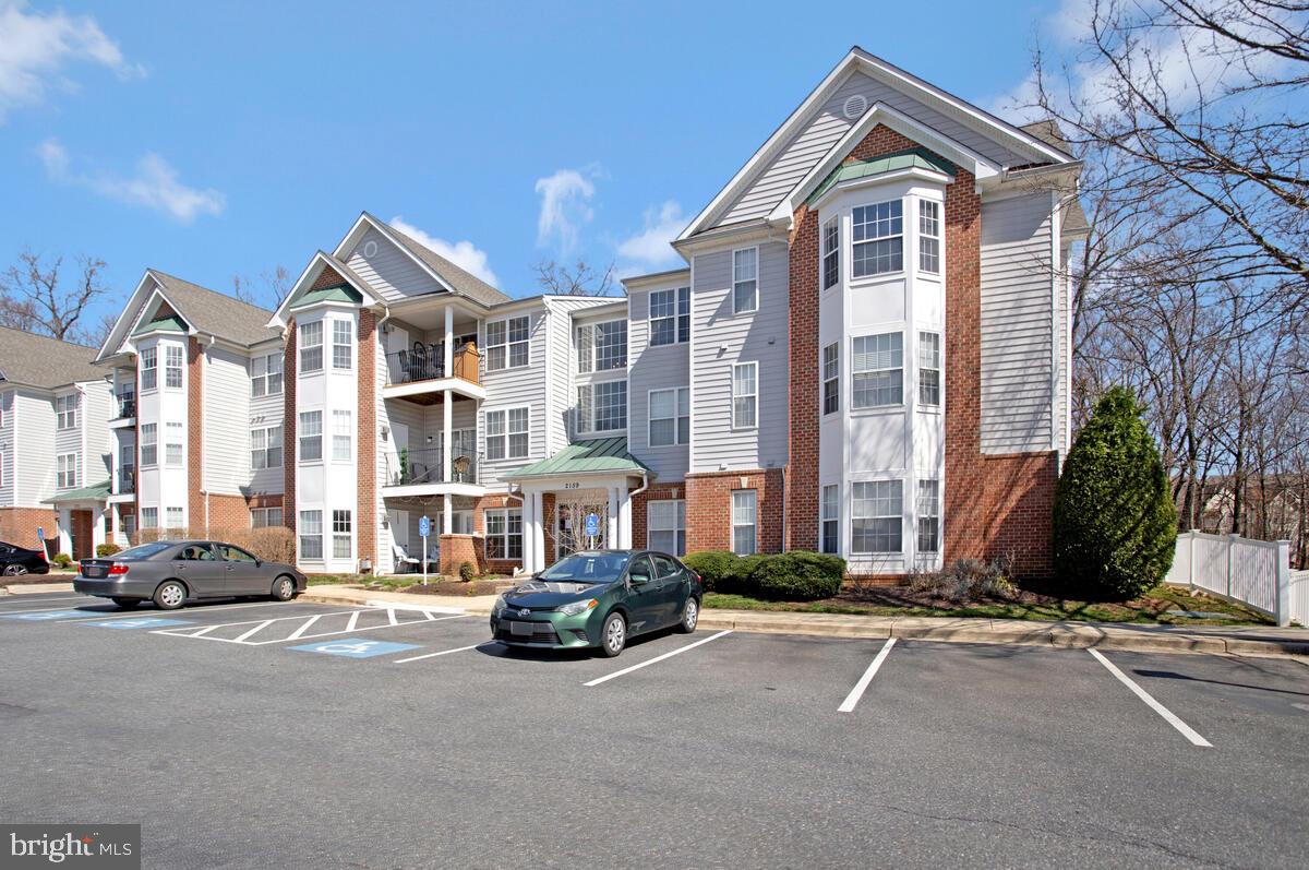 SCOTTS CROSSING - Residential