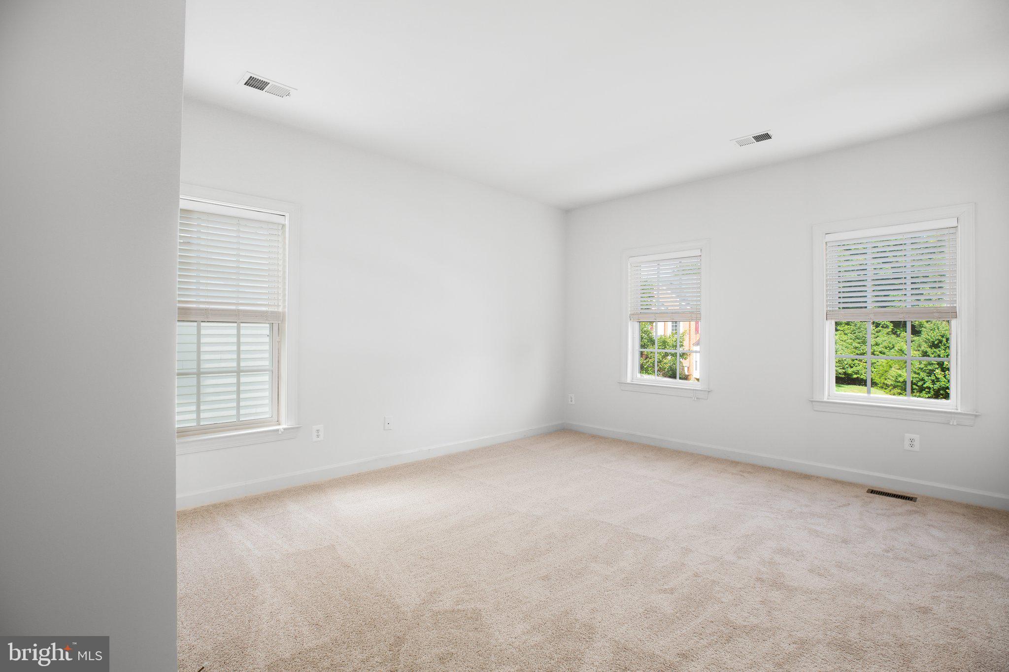 PRESERVE AT SMITH RUN - Residential Lease