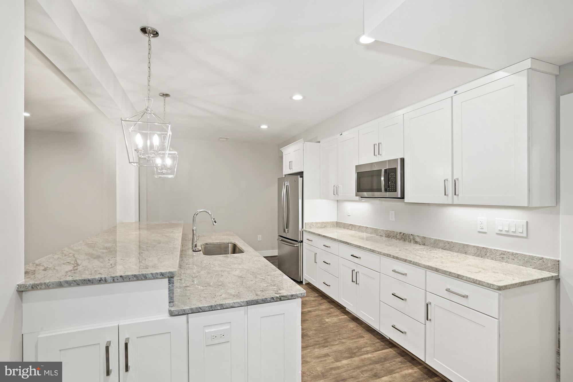 FALLS CHURCH CITY - Residential Lease