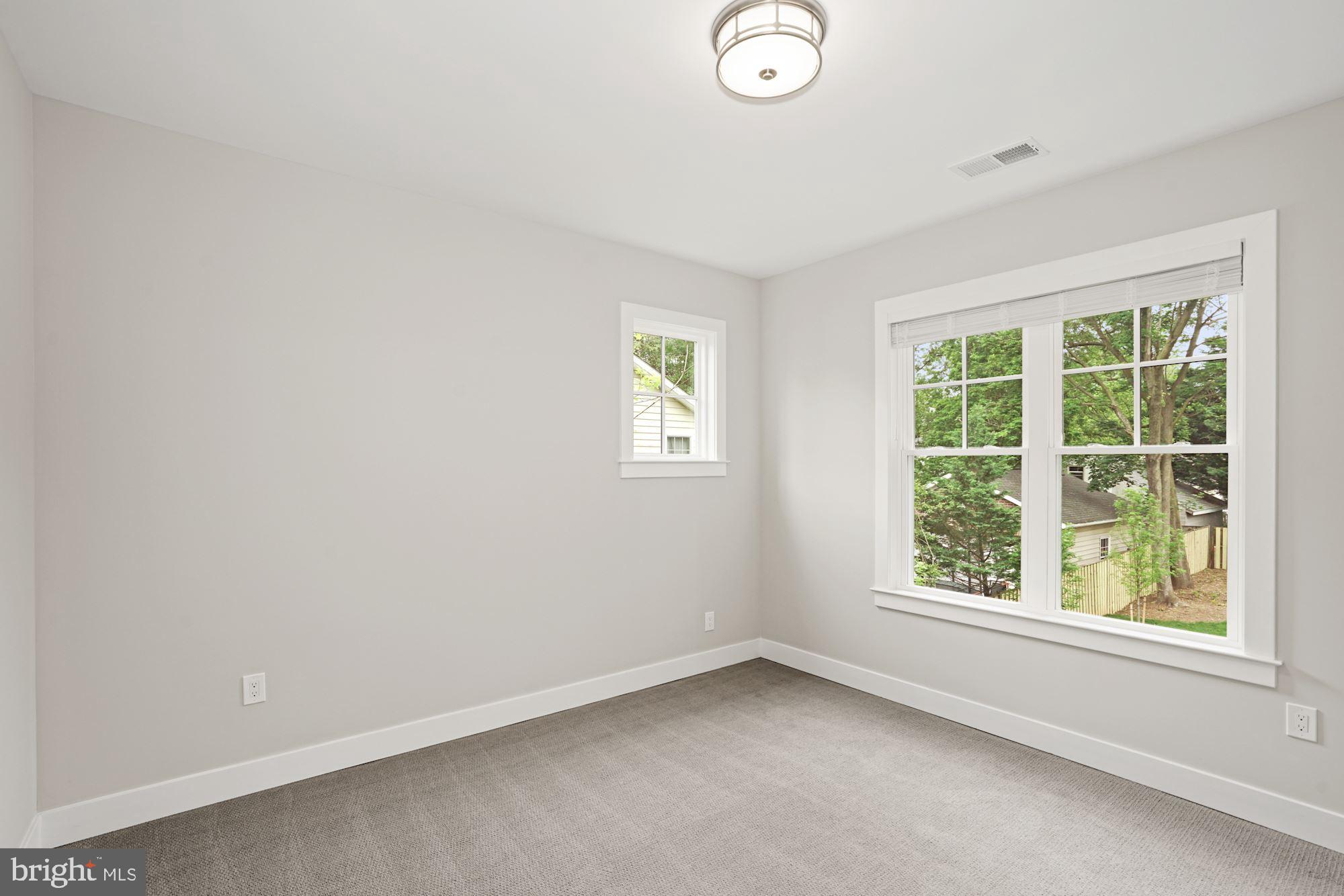 FALLS CHURCH CITY - Residential Lease
